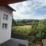 Apartamento Karnat 1,2