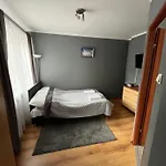 Karnat 1,2 Apartamento