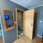 Karnat Wycieczka Do Pragi Gratis Przy 6 Noclegach Z Wyzywieniem !!! Sniadania Oraz Obiadokolacje