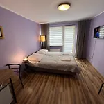 Karnat Wycieczka Do Pragi Gratis Przy 6 Noclegach Z Wyzywieniem !!! Sniadania Oraz Obiadokolacje * Karpacz