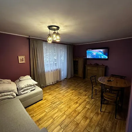 Karnat Wycieczka Do Pragi Gratis Przy 6 Noclegach Z Wyzywieniem !!! Sniadania Oraz Obiadokolacje * Карпач