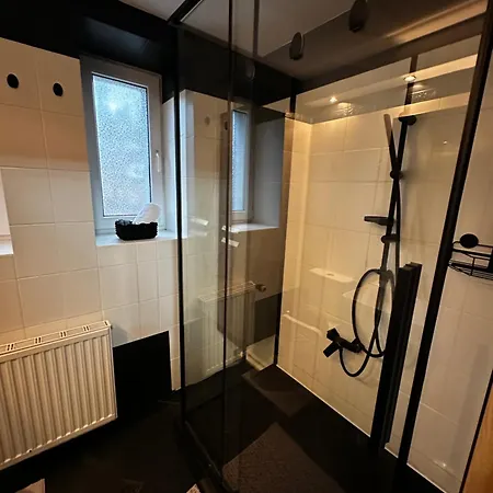 Karnat Wycieczka Do Pragi Gratis Przy 6 Noclegach Z Wyzywieniem !!! Sniadania Oraz Obiadokolacje Apartamento Karpacz