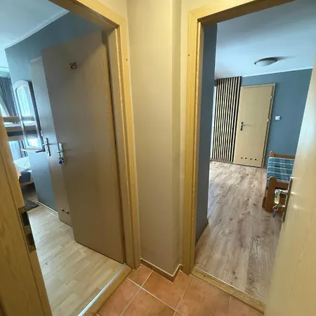 Apartamento Karnat Wycieczka Do Pragi Gratis Przy 6 Noclegach Z Wyzywieniem !!! Sniadania Oraz Obiadokolacje