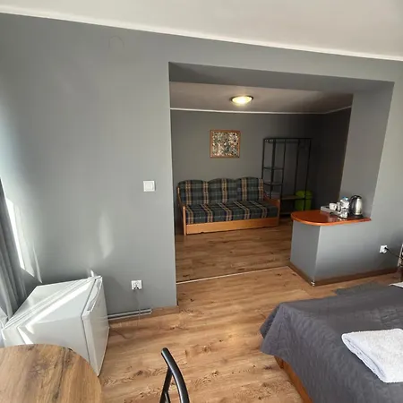 Apartamento Karnat Wycieczka Do Pragi Gratis Przy 6 Noclegach Z Wyzywieniem !!! Sniadania Oraz Obiadokolacje